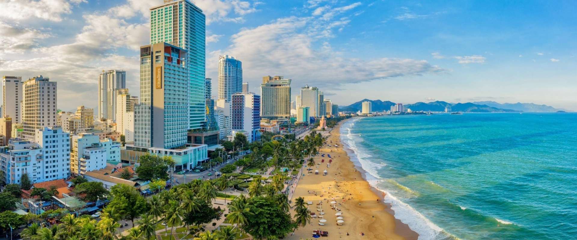 Gran Tour Vietnam Classico 21 Giorni: Esperienze Uniche e Relax