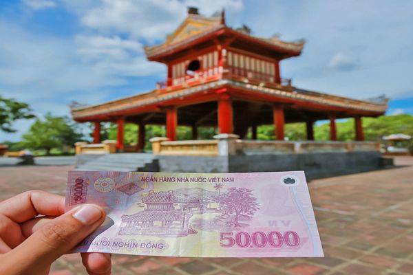 TROPICANA TRAVEL | Moneta del Vietnam: guida completa 2026