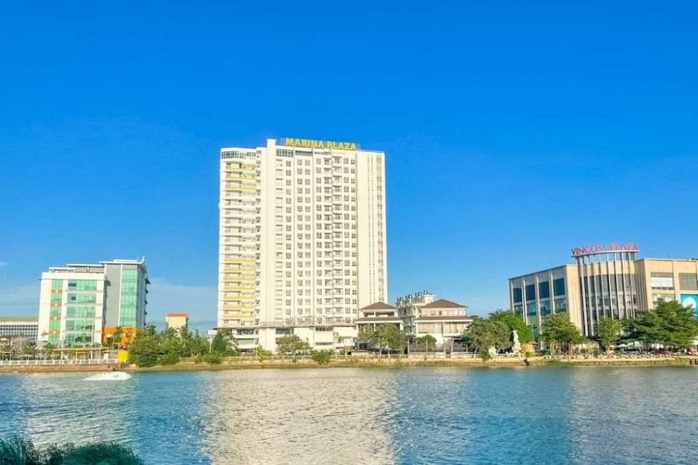 Marina-plaza-hotel