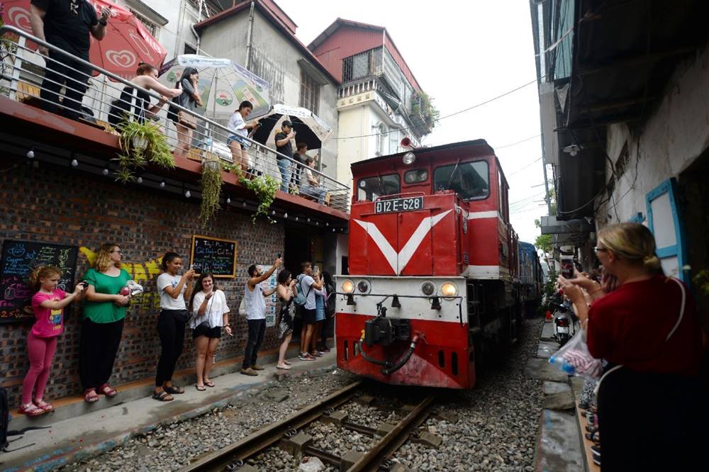 Hanoi Train Street  – posizioni e orari
